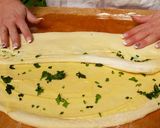 Medvehagymás pogácsa recept fázis 5 fotója