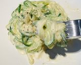 รูปขั้นตอนการทำที่ 3 ของ คีโตซูกินีพาสต้าอัลเฟรโด้ (Low carb)