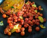Foto del paso 8 de la receta: Chorizos con alubias (frijol cargamento)