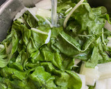 Foto del paso 1 de la receta: Acelgas esparragadas