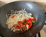 A picture of step 1 of Prawn Saganaki 🇬🇷 🦐.