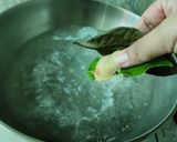 Foto langkah ke 3 dari resep Bobor Daun Singkong dan Labu Siam.