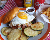 Foto del paso 7 de la receta: Hamburguesa con Huevo a la plancha y pan de Brioche
