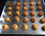 Foto langkah ke 5 dari resep Palm Cheese Cookies.