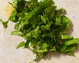 Hình bước làm 2 của món Thịt ngan canh nấm hương