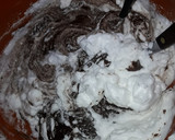 Foto del paso 4 de la receta: Chocotorta súper esponjosa