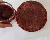 Foto del passaggio 11 della ricetta Naked cake cioccolato, panna e frutti di bosco