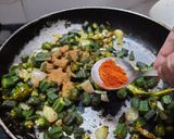A picture of step 6 of Bhindi ki sabzi.