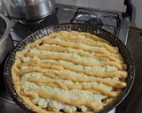 Foto del paso 11 de la receta: Pasta frola de crema pastelera con membrillo