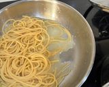 Hình bước làm 3 của món Mỳ Ý sốt kem trứng Carbonara