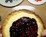 Foto del passaggio 4 della ricetta Crostata con crema e mirtilli