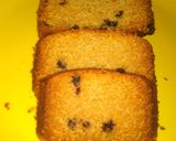 A picture of step 2 of Samolina chocochip wheat flour cake.