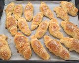Házi sajtos kiflik🥐🥐🥐 recept fázis 11 fotója
