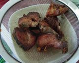 Foto langkah ke 8 dari resep Tongkol Goreng Pedas.