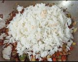 A picture of step 4 of Chinese Fried Rice.