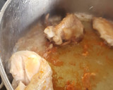 Foto del paso 3 de la receta: Pollo con albóndigas en salsa de hortalizas