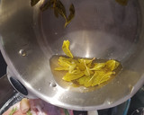 Foto del paso 3 de la receta: Paletilla de cordero al horno con chalotas al vino blanco y hierbabuena