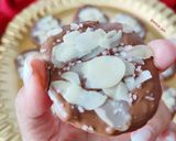 Foto del paso 4 de la receta Chocolatinas con almendra al punto de sal