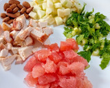Foto del paso 3 de la receta: Ensalada de pomelo rosado