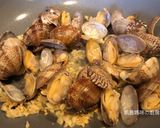 A picture of step 3 of Clams with Basil and Rice Wine.