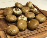 A picture of step 1 of Simple Stuffed Portobellos.