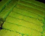 Foto langkah ke 8 dari resep Bolu Pandan (no pengembang).