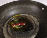 A picture of step 1 of Borboti (pea bean)sabzi.