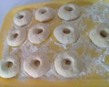 A picture of step 7 of Doughnuts.