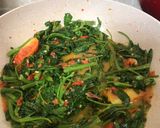 Foto langkah ke 4 dari resep #11 Tumis Kangkung Pedas.