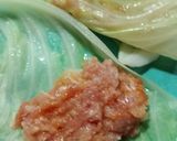 Foto del paso 3 de la receta: Rollitos de cerdo 🐷 en hojas de repollo