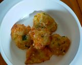 Foto langkah ke 2 dari resep Perkedel nasi mpasi 8mth+.