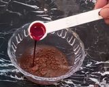 A picture of step 5 of Red Velvet Gel Cake.