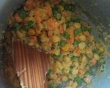 A picture of step 4 of Sweet Corn Soup.