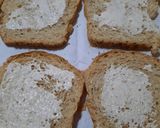 Foto del paso 2 de la receta: Sandwichs tostados con pan de semillas