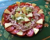 Une image de l'étape 9 de Salade castelfranco aux tomates, jambon blanc et tome de chèvre.