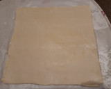 Foto del paso 1 de la receta: Donuts de hojaldre con almíbar de miel