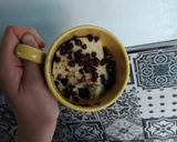 Foto del paso 3 de la receta: Torta en taza con chips, con microondas