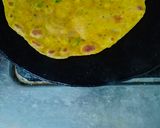 गुजराती कसूरी मेथी संग मसाला थेपला (gujarati kasoori methi sang masala thepla recipe in Hindi) रेसिपी चरण 3 फोटो
