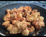 Foto del paso 4 de la receta: Pollo frito coreano con salsa soja(간장치킨)