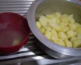A picture of step 2 of Mashed potatoes #4weekschallenge.