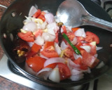 A picture of step 2 of Matar paneer curry.