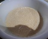 Foto del paso 2 de la receta: Torta de banana, con harina integral y frutos secos