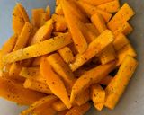 Une image de l'étape 10 de 76• 🥗 Boulette de poulet et frite de Butternut 🍟.