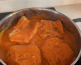Foto del paso 7 de la receta: Contramuslos de pollo con salsa de tomate casera