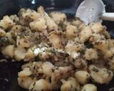 A picture of step 4 of Fry Aloo.