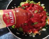 Foto del paso 2 de la receta: Curry de judías blancas con verduras y tomate
