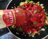 Foto del paso 2 de la receta: Curry de judías blancas con verduras y tomate