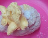 Foto langkah ke 2 dari resep Donat Gula Tanpa Telur.