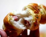 Foto langkah ke 9 dari resep Roti Sosis Sapi Empuk sampai 3 hari,kesukaan kita ;) - Sausage hotdog bun.