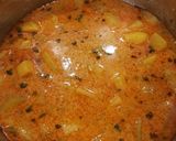 Tejfölös krumplipörkölt recept fázis 5 fotója